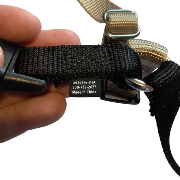 Pet Safe Easy Walk Dog Harness Medium Black Tan Adjustable Nylon No-Pull Train - Picture 2 of 7